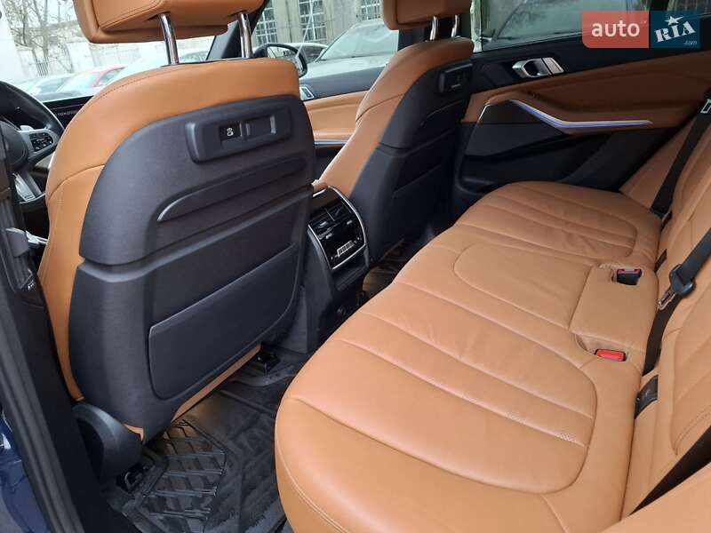 Внедорожник / Кроссовер BMW X5 2019 в Одессе