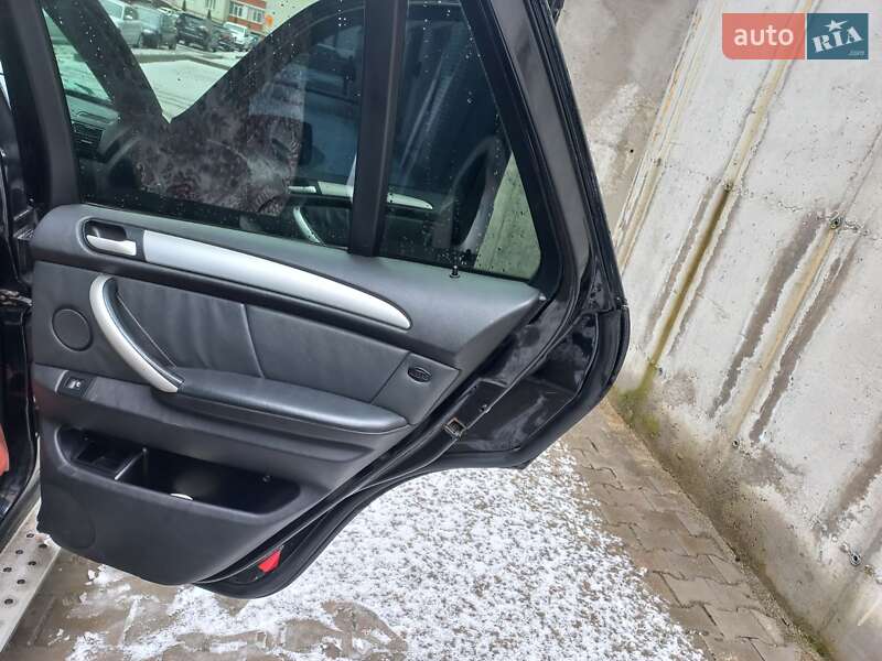 Внедорожник / Кроссовер BMW X5 2003 в Хмельницком