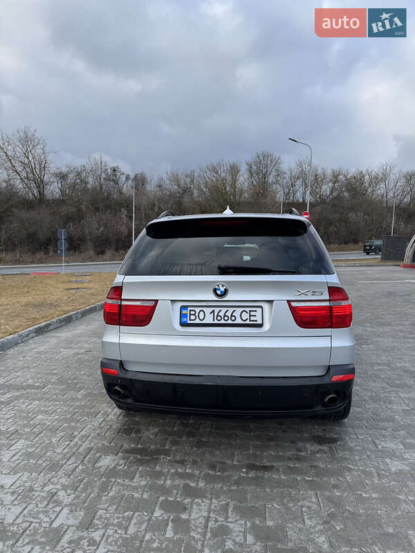 Внедорожник / Кроссовер BMW X5 2010 в Тернополе