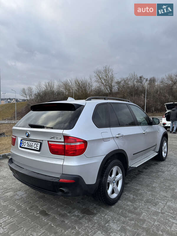 Внедорожник / Кроссовер BMW X5 2010 в Тернополе