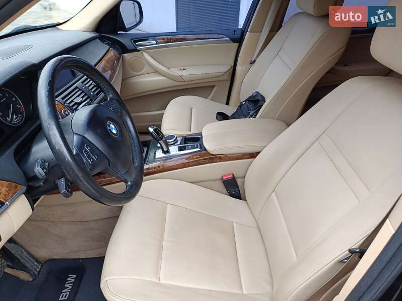 Внедорожник / Кроссовер BMW X5 2011 в Трускавце