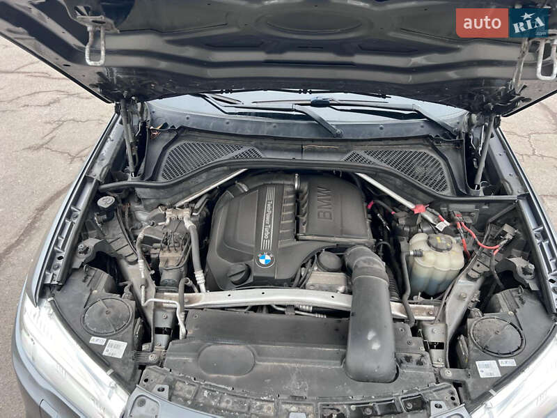 Внедорожник / Кроссовер BMW X5 2016 в Черкассах