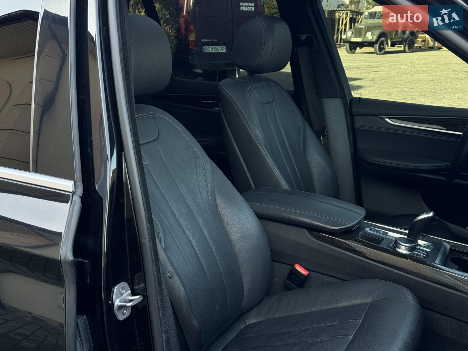 2017 BMW X5 - мініатюра 36