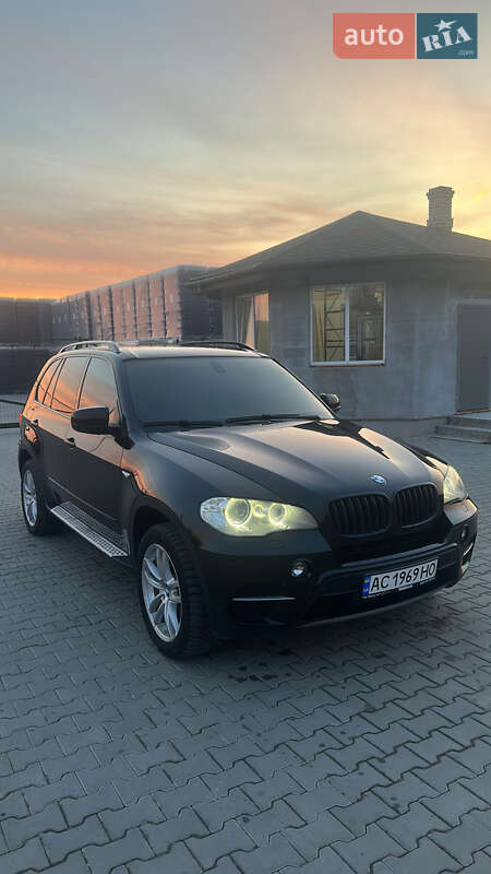 Внедорожник / Кроссовер BMW X5 2012 в Рокитном