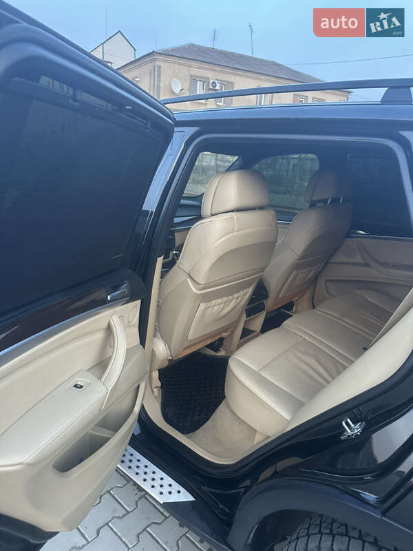 Внедорожник / Кроссовер BMW X5 2012 в Рокитном