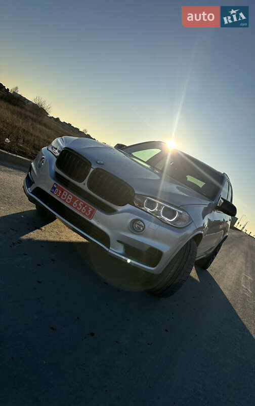 Внедорожник / Кроссовер BMW X5 2016 в Ровно