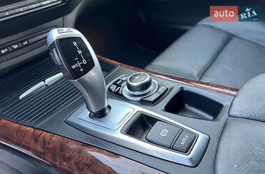 Позашляховик / Кросовер BMW X5 2011 в 