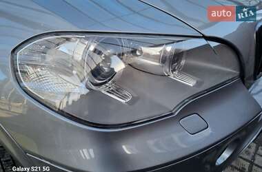Внедорожник / Кроссовер BMW X5 2012 в 