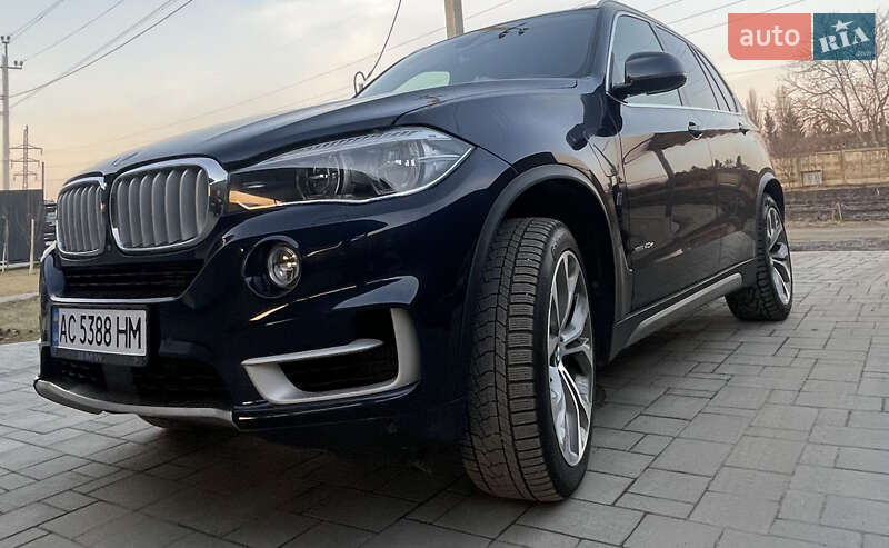 Внедорожник / Кроссовер BMW X5 2017 в Луцке