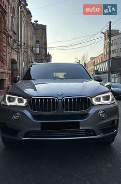 Внедорожник / Кроссовер BMW X5 2014 в 