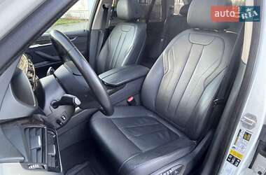 Позашляховик / Кросовер BMW X5 2016 в 
