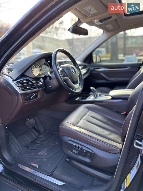 Позашляховик / Кросовер BMW X5 2016 в Києві фото 10 Позашляховик / Кросовер BMW X5 2016 в Києві