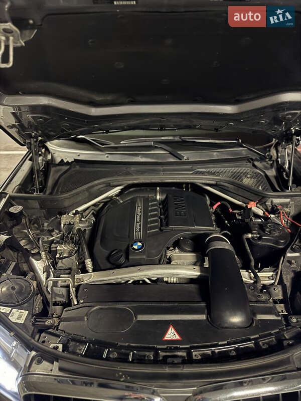 Внедорожник / Кроссовер BMW X5 2014 в Киеве