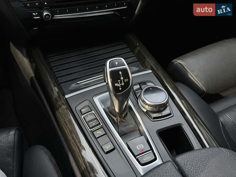 Внедорожник / Кроссовер BMW X5 2014 в Киеве