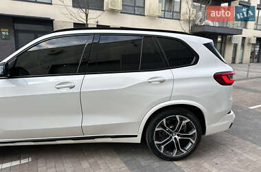 Внедорожник / Кроссовер BMW X5 2018 в 