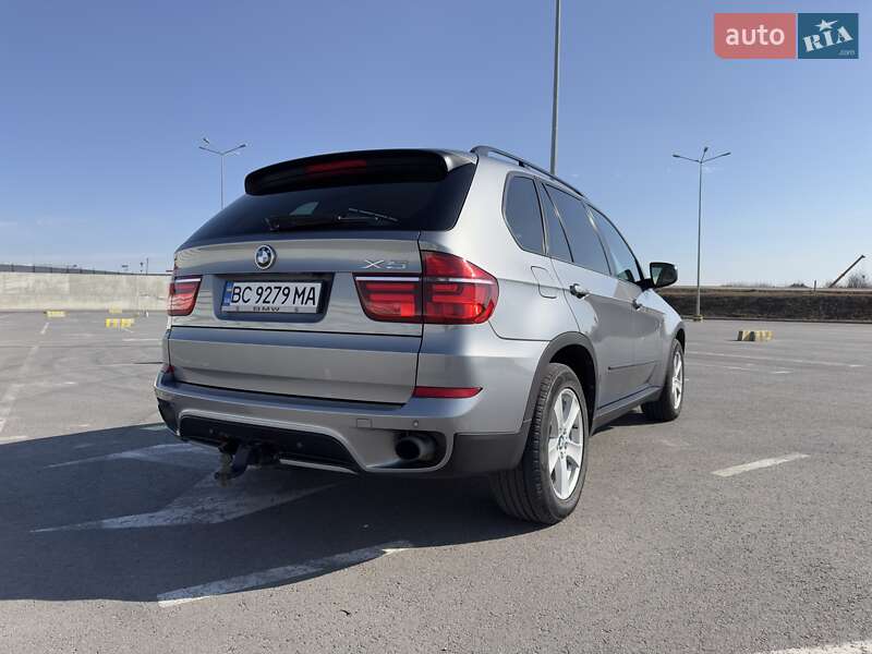 Позашляховик / Кросовер BMW X5 2010 в Львові