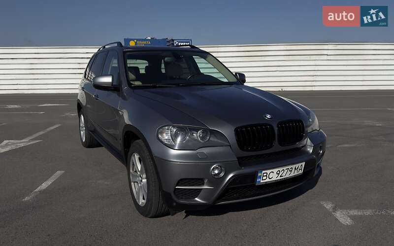 Позашляховик / Кросовер BMW X5 2010 в Львові