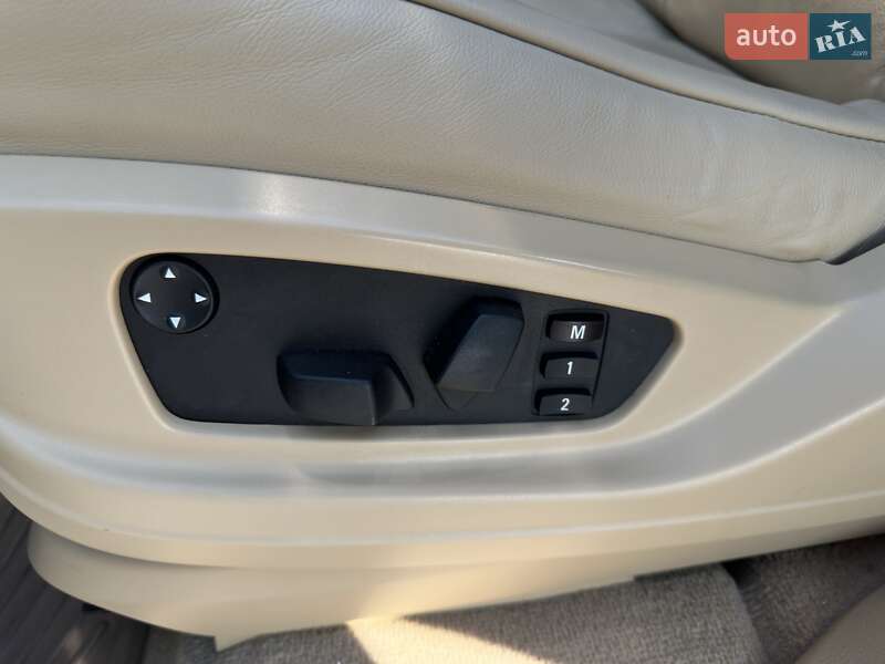 Позашляховик / Кросовер BMW X5 2010 в Львові