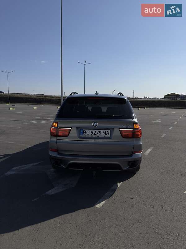 Позашляховик / Кросовер BMW X5 2010 в Львові