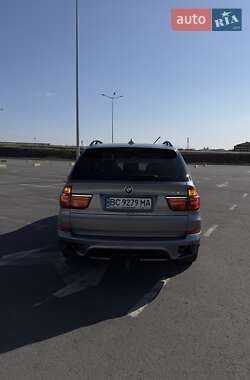 Внедорожник / Кроссовер BMW X5 2010 в 