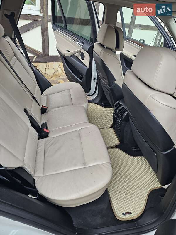 Позашляховик / Кросовер BMW X5 2011 в Запоріжжі