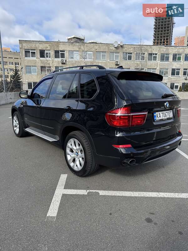 Позашляховик / Кросовер BMW X5 2012 в Києві