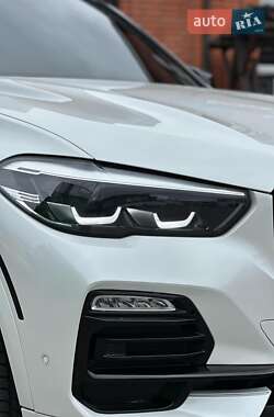 Внедорожник / Кроссовер BMW X5 2020 в 