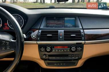 Внедорожник / Кроссовер BMW X5 2009 в 