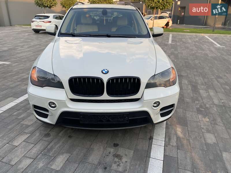 Внедорожник / Кроссовер BMW X5 2010 в Луцке
