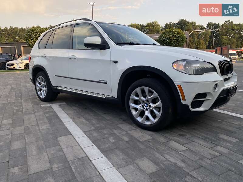 Внедорожник / Кроссовер BMW X5 2010 в Луцке