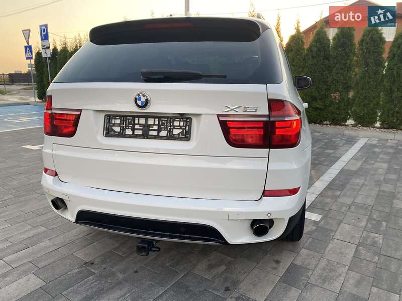 Внедорожник / Кроссовер BMW X5 2010 в Луцке