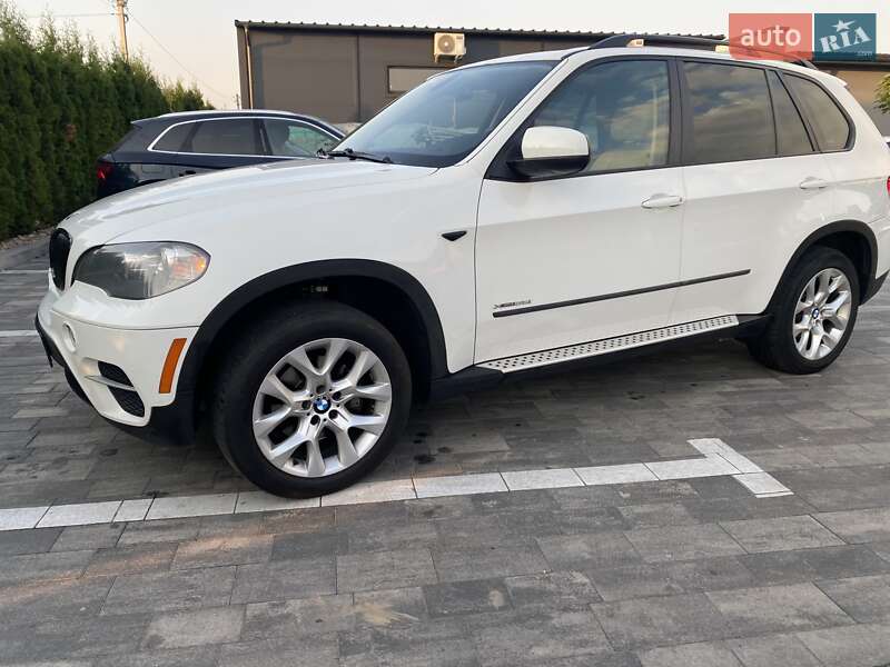 Внедорожник / Кроссовер BMW X5 2010 в Луцке