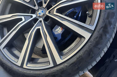 Внедорожник / Кроссовер BMW X5 2019 в 