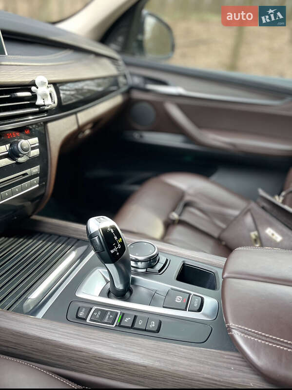 Позашляховик / Кросовер BMW X5 2015 в Тернополі