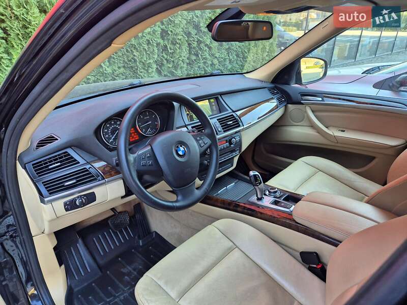 Внедорожник / Кроссовер BMW X5 2012 в Виннице