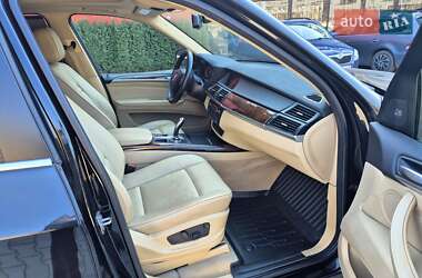 Позашляховик / Кросовер BMW X5 2012 в 