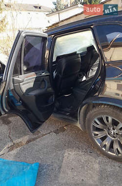 Позашляховик / Кросовер BMW X5 2012 в 
