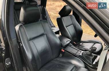 Внедорожник / Кроссовер BMW X5 2003 в 