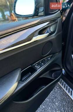 Внедорожник / Кроссовер BMW X5 2015 в 