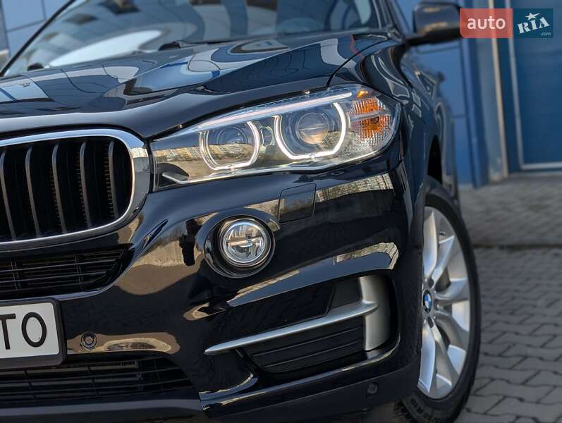 Позашляховик / Кросовер BMW X5 2015 в Косові