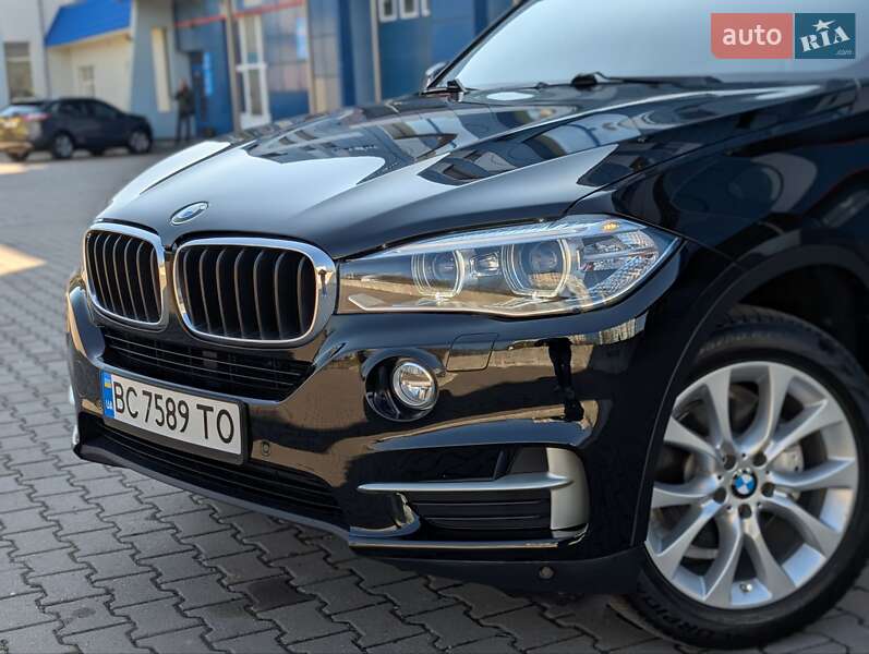 Позашляховик / Кросовер BMW X5 2015 в Косові