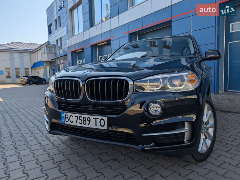 Позашляховик / Кросовер BMW X5 2015 в Косові