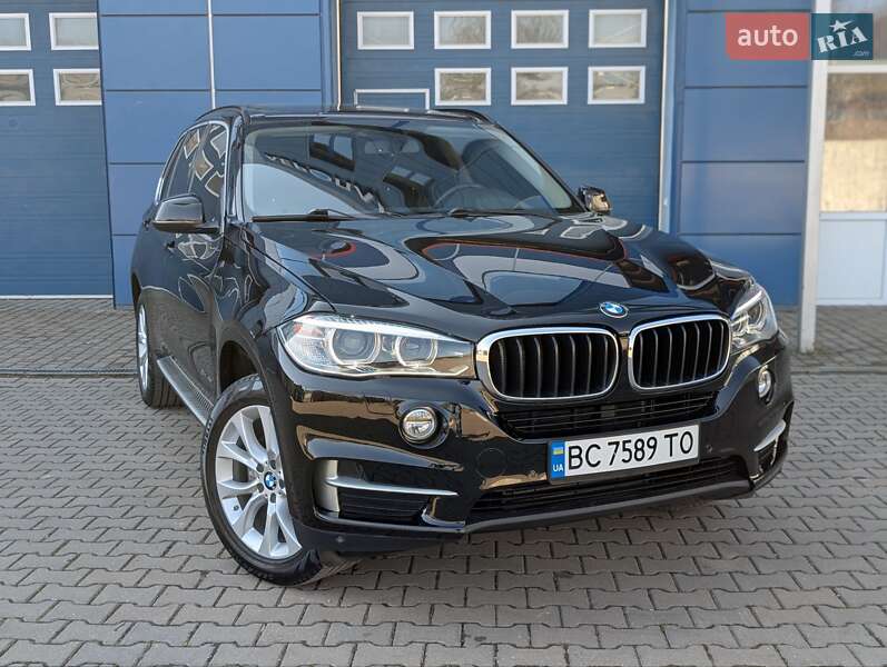 Позашляховик / Кросовер BMW X5 2015 в Косові