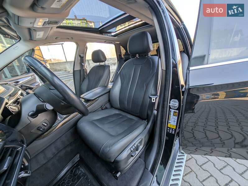 Позашляховик / Кросовер BMW X5 2015 в Косові