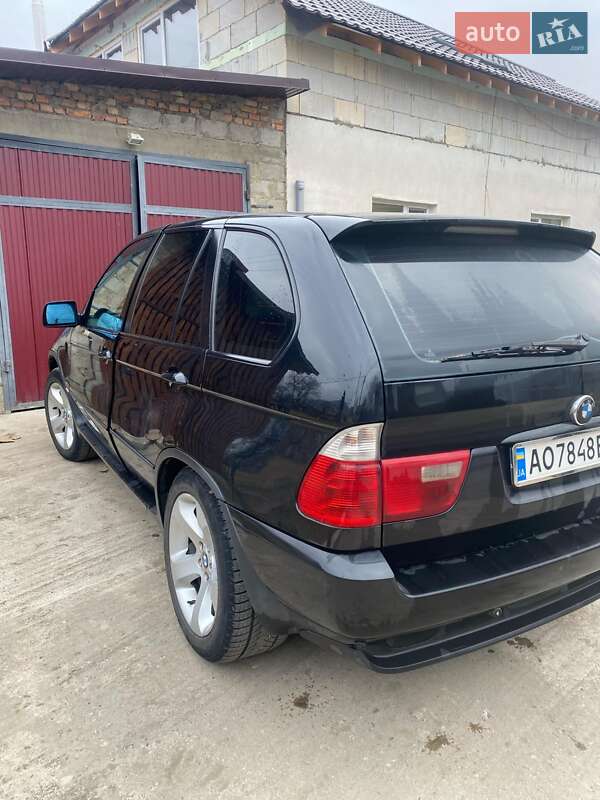 Внедорожник / Кроссовер BMW X5 2003 в 