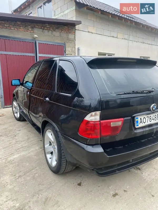 Внедорожник / Кроссовер BMW X5 2003 в 