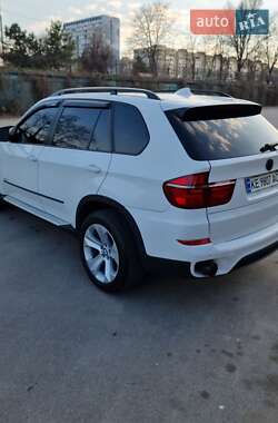 Внедорожник / Кроссовер BMW X5 2011 в 