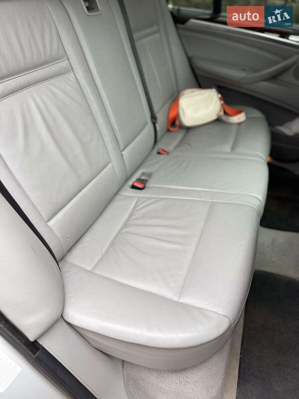 Внедорожник / Кроссовер BMW X5 2008 в Ровно