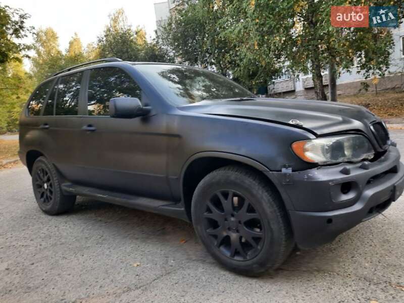 Позашляховик / Кросовер BMW X5 2001 в 