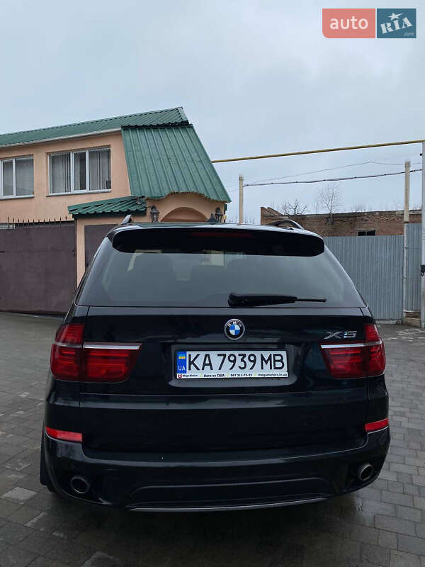 Внедорожник / Кроссовер BMW X5 2011 в Чернобае